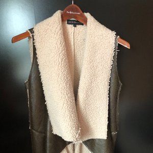 Hot & Delicious Vest